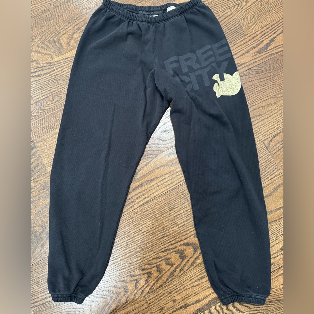 Free City Sweatpants
